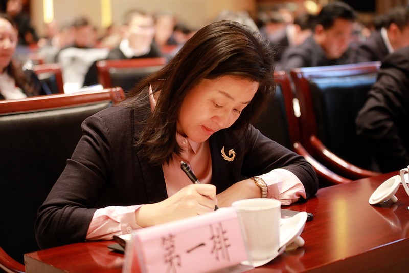 陕西3868la银河总站集团2019年工作会议暨一届三次职代会侧记